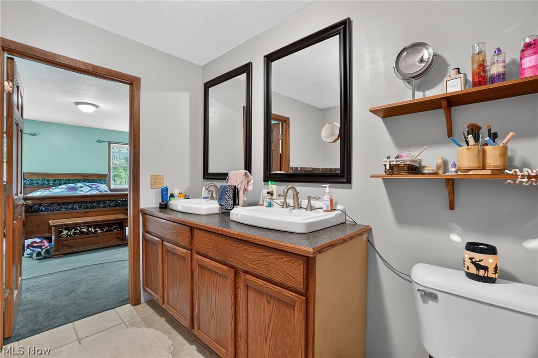 4393 Middle Road Conneaut OH 44030