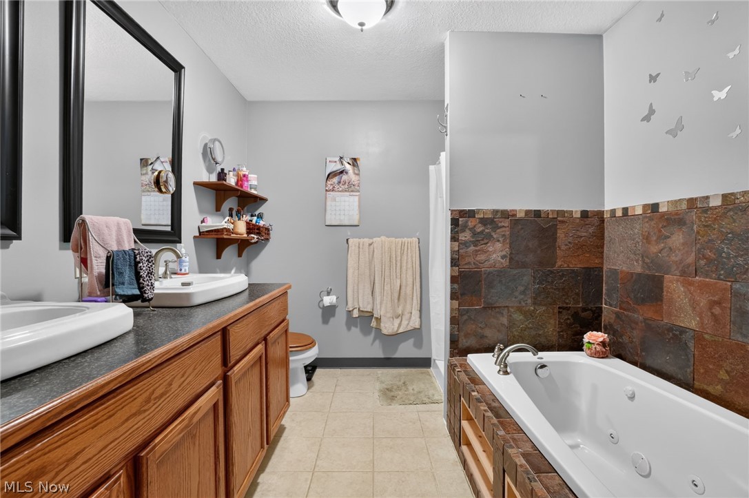 4393 Middle Road Conneaut OH 44030