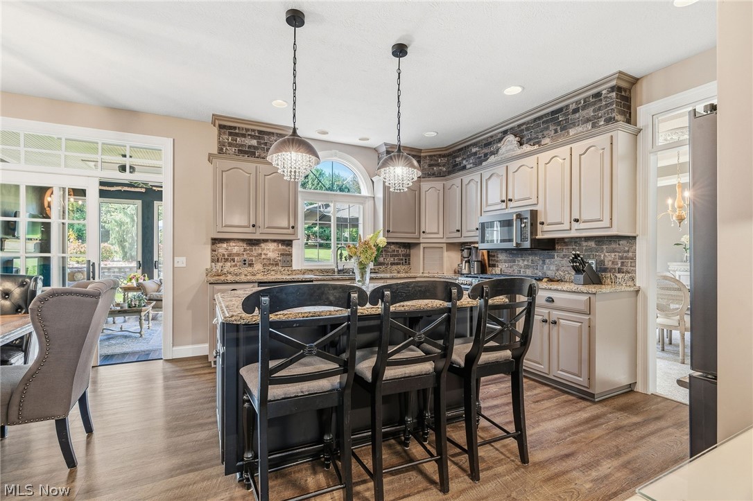 5411 Bridgecreek Avenue NW Canton OH 44718