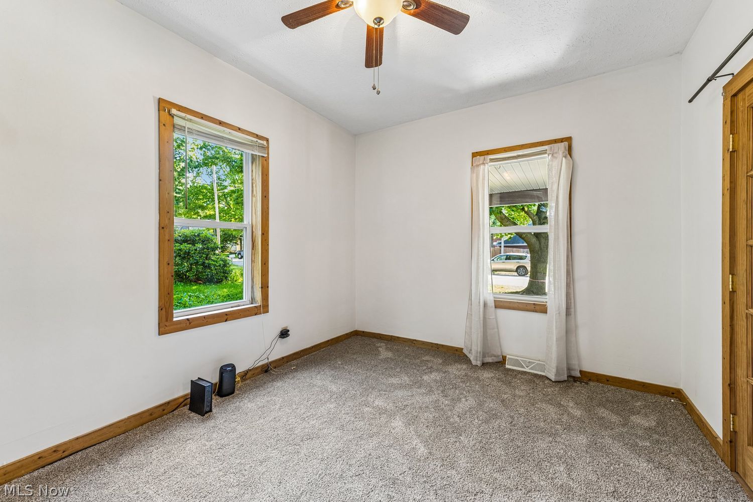 102 Maple Avenue Creston OH 44217