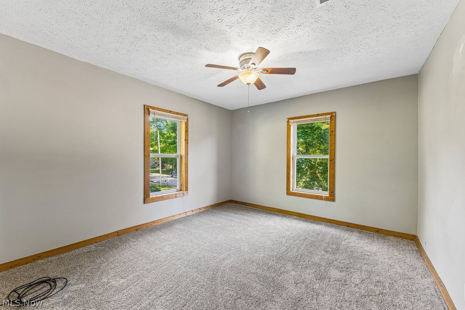 102 Maple Avenue Creston OH 44217
