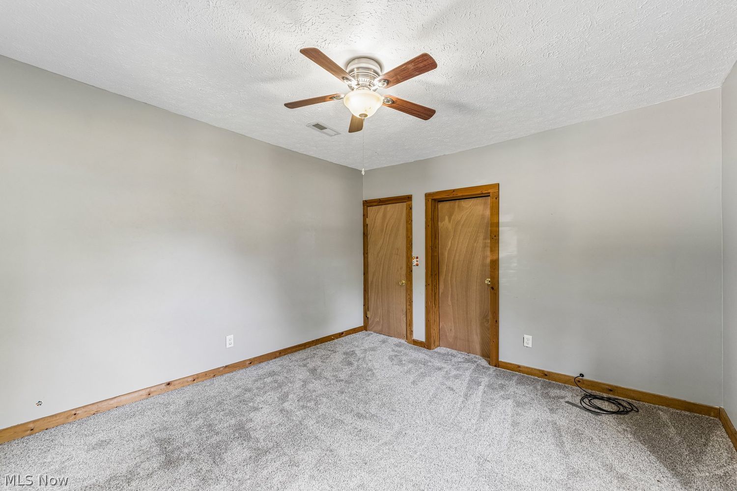 102 Maple Avenue Creston OH 44217