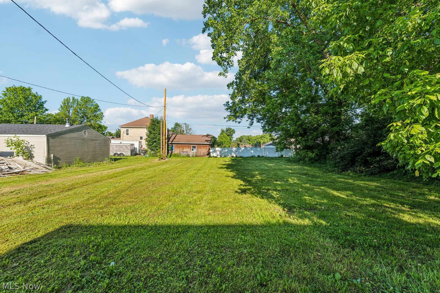 102 Maple Avenue Creston OH 44217