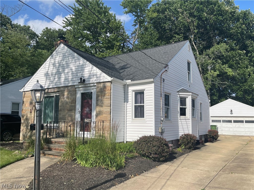 6437 Fernhurst Avenue Parma Heights OH 44130