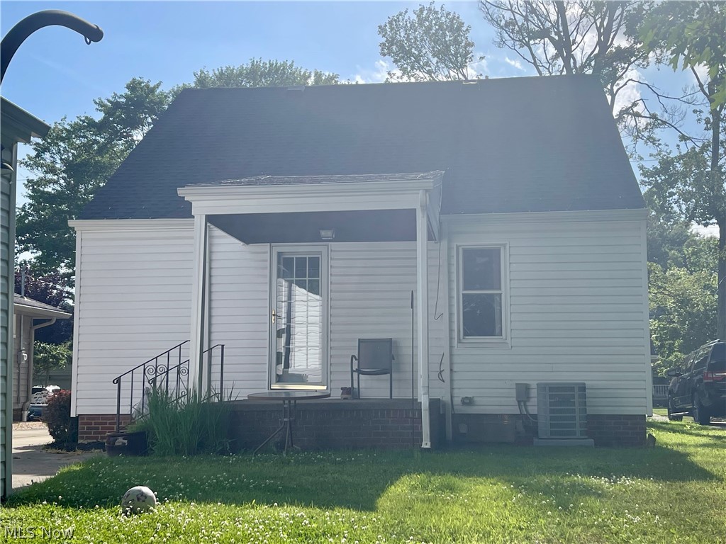 6437 Fernhurst Avenue Parma Heights OH 44130
