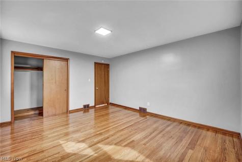 800 E 250th Street Euclid OH 44132