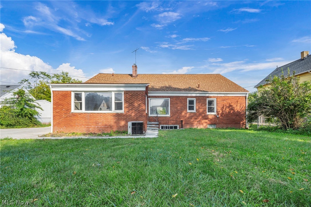 800 E 250th Street Euclid OH 44132