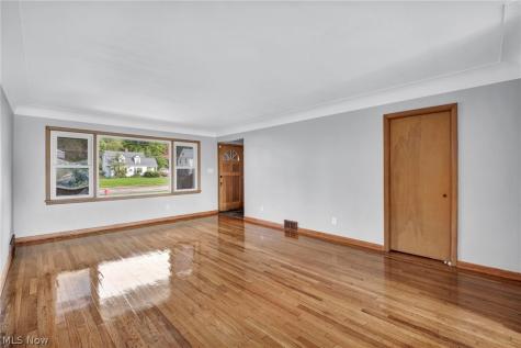 800 E 250th Street Euclid OH 44132