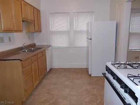 3642 Menlo Road Shaker Heights OH 44120