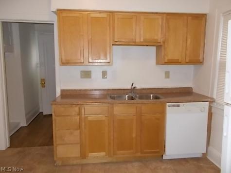 3642 Menlo Road Shaker Heights OH 44120