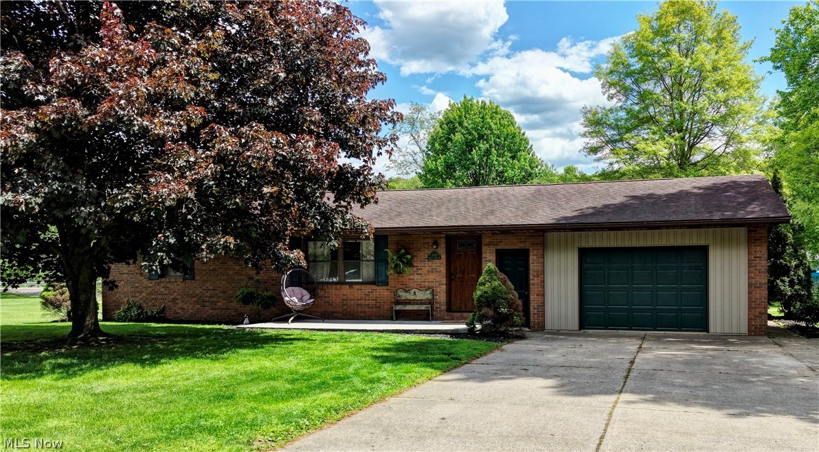 2065 Midvale Mine Road SE Dennison OH 44621