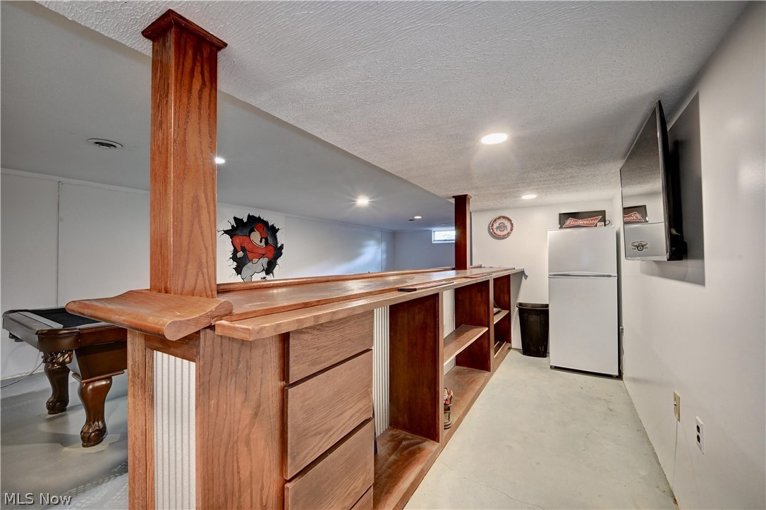 2065 Midvale Mine Road SE Dennison OH 44621