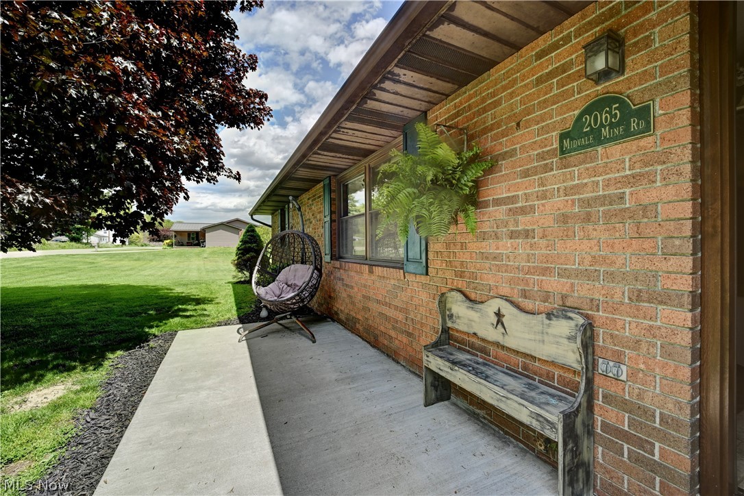 2065 Midvale Mine Road SE Dennison OH 44621