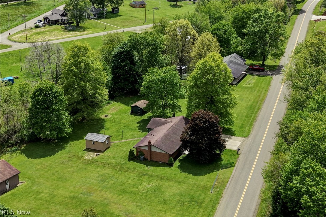 2065 Midvale Mine Road SE Dennison OH 44621
