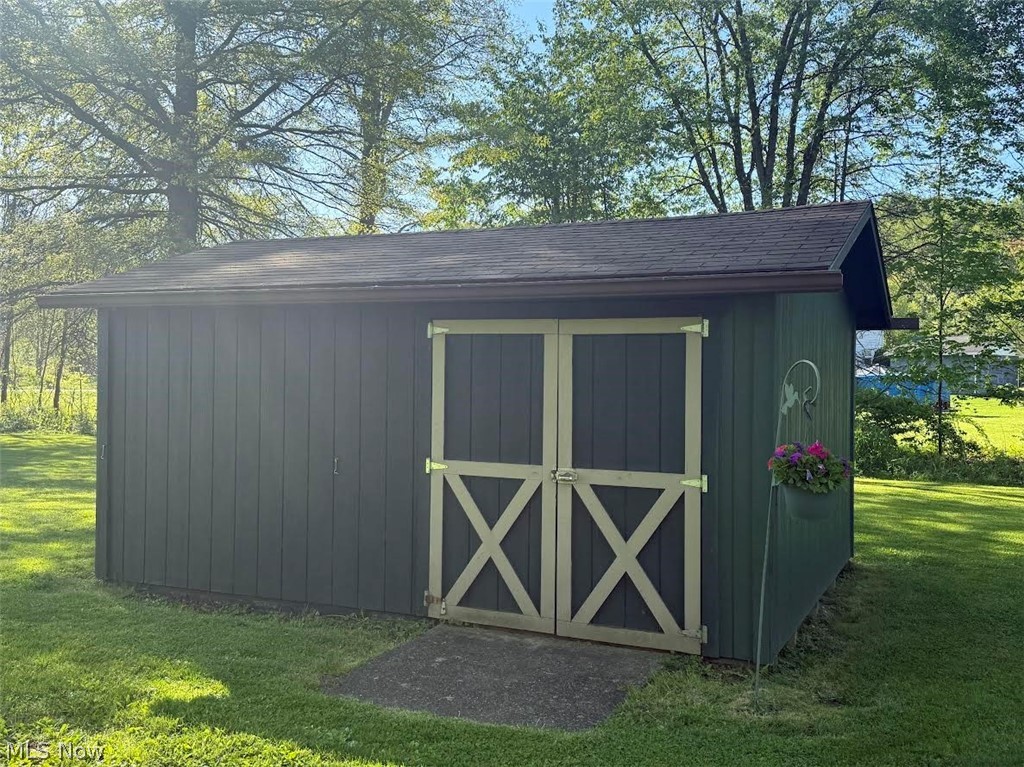 2065 Midvale Mine Road SE Dennison OH 44621