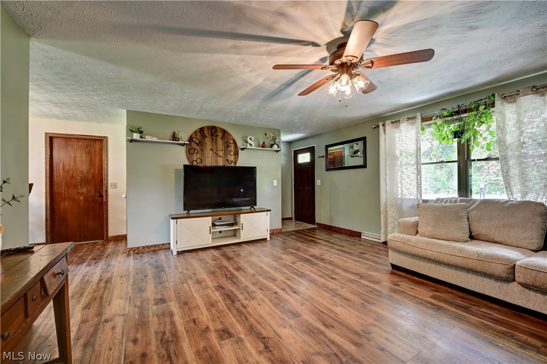 2065 Midvale Mine Road SE Dennison OH 44621