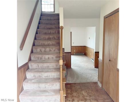 156 W Mohawk Drive Malvern OH 44644