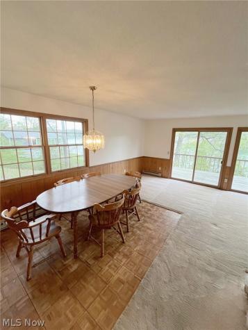 156 W Mohawk Drive Malvern OH 44644