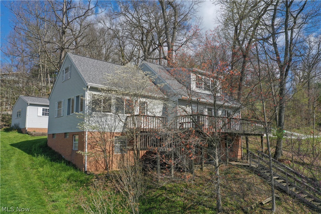 156 W Mohawk Drive Malvern OH 44644