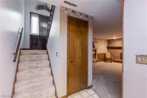 975 Norwich Avenue NW Massillon OH 44646