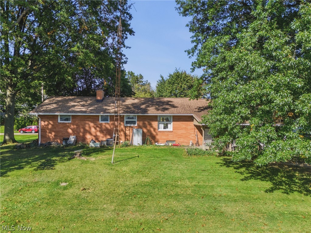 7660 Brookview Street Louisville OH 44641