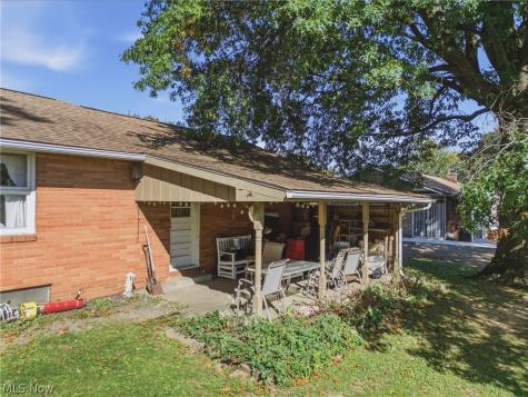 7660 Brookview Street Louisville OH 44641