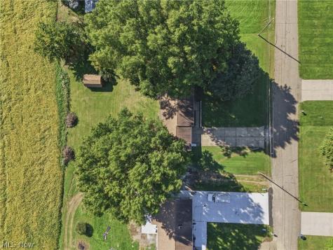 7660 Brookview Street Louisville OH 44641