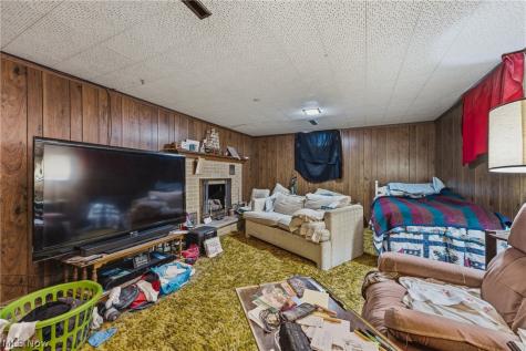 7660 Brookview Street Louisville OH 44641