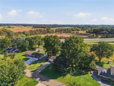 7660 Brookview Street Louisville OH 44641