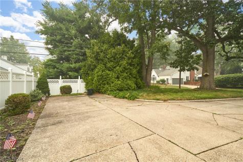 2388 17th Street Cuyahoga Falls OH 44223
