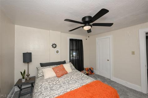 1292 Diagonal Road Akron OH 44307