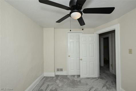 1292 Diagonal Road Akron OH 44307
