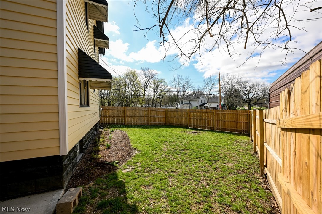 1292 Diagonal Road Akron OH 44307