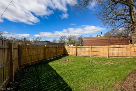 1292 Diagonal Road Akron OH 44307