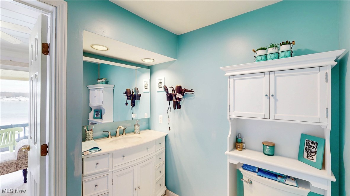17544 Pine Court Lake Milton OH 44429