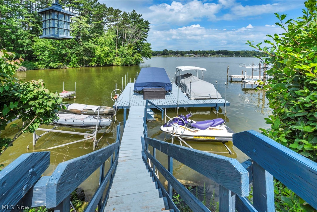 17544 Pine Court Lake Milton OH 44429