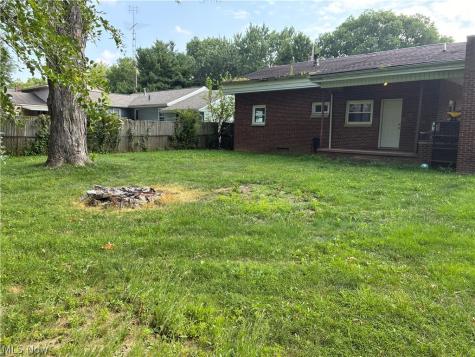 315 Gnau Avenue SW Massillon OH 44646