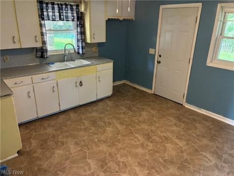 315 Gnau Avenue SW Massillon OH 44646
