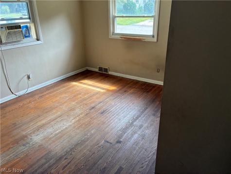 315 Gnau Avenue SW Massillon OH 44646