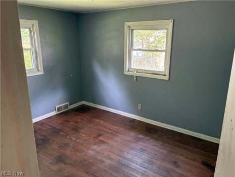 315 Gnau Avenue SW Massillon OH 44646