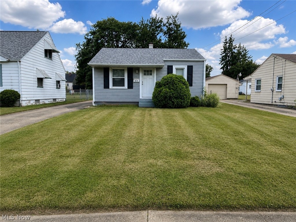 1613 Everett Avenue Youngstown OH 44514