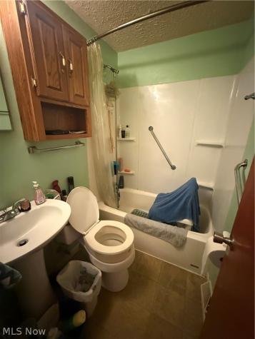 1613 Everett Avenue Youngstown OH 44514