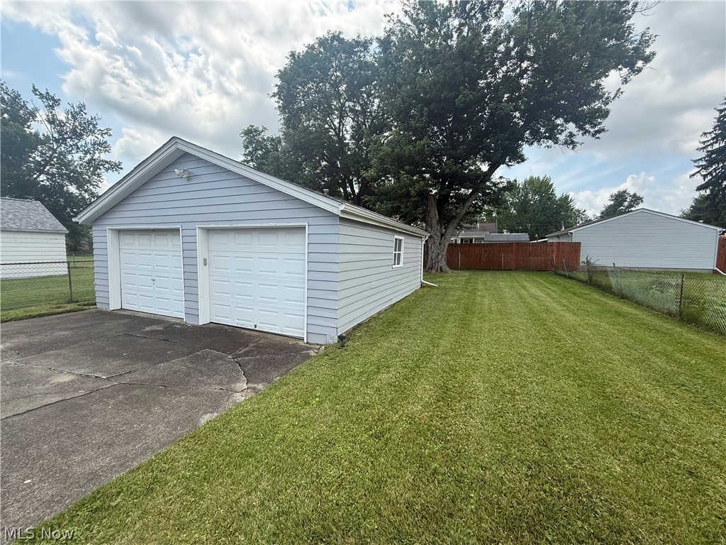 1613 Everett Avenue Youngstown OH 44514