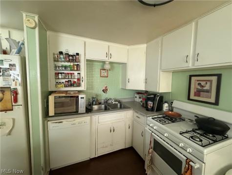 1613 Everett Avenue Youngstown OH 44514