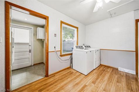 149 Traymore Boulevard Eastlake OH 44095