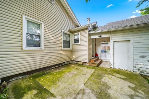 149 Traymore Boulevard Eastlake OH 44095