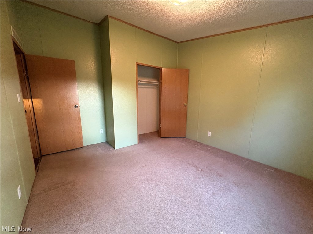 101 Mcconnell Street Uhrichsville OH 44683