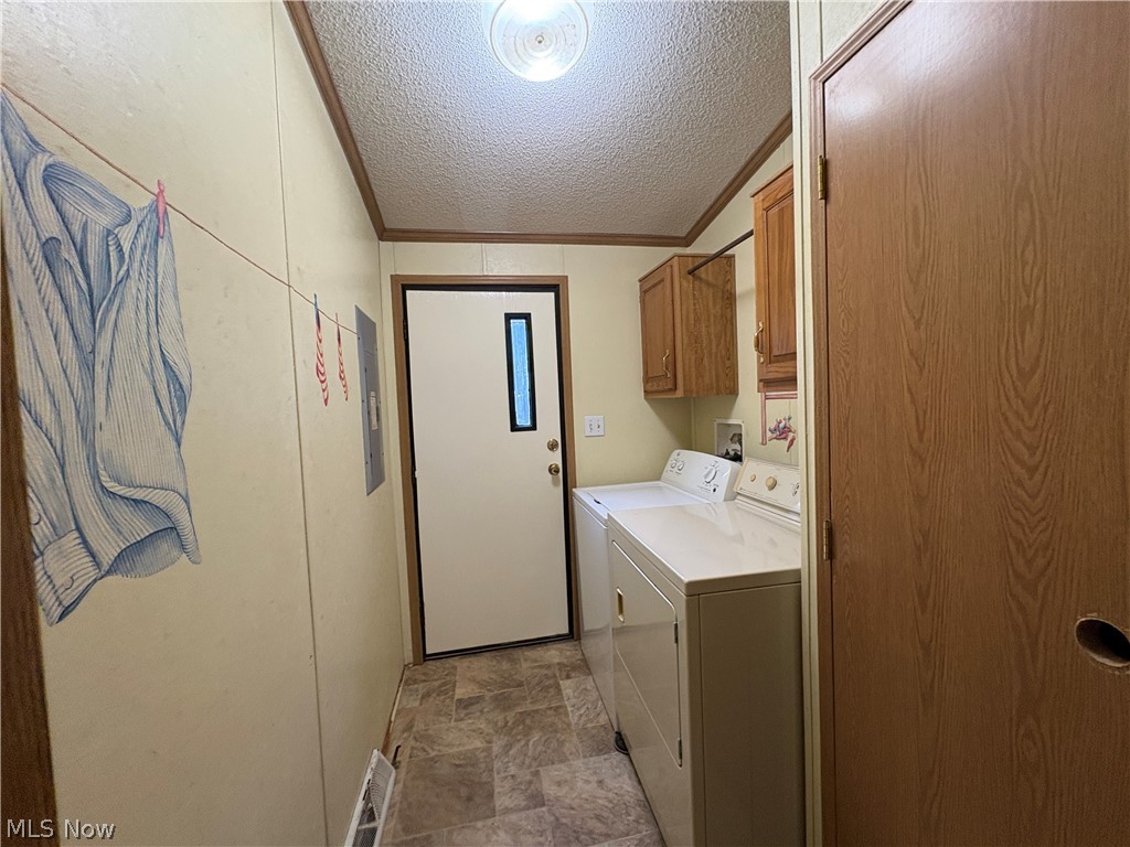 101 Mcconnell Street Uhrichsville OH 44683