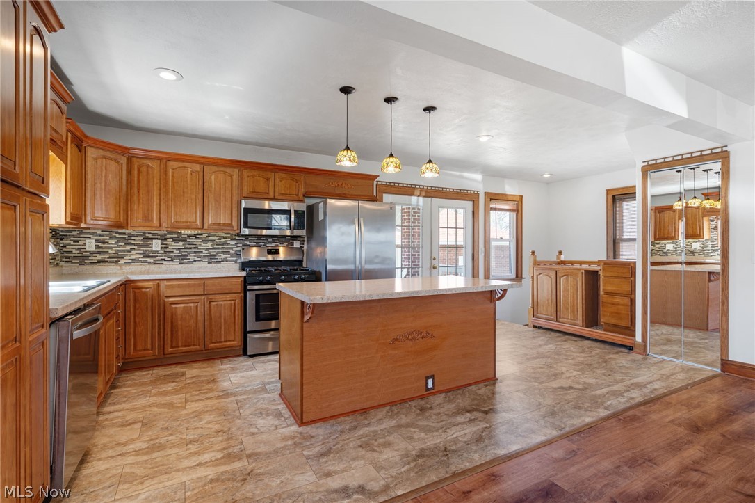 8009 Waynesburg Drive SE Waynesburg OH 44688