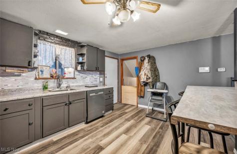 4124 Leavitt Road Lorain OH 44053